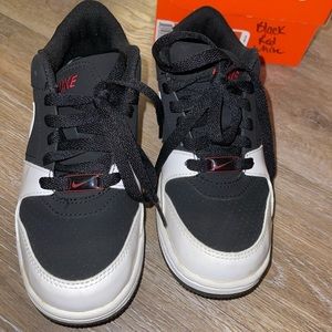 Nike dunk low sneakers